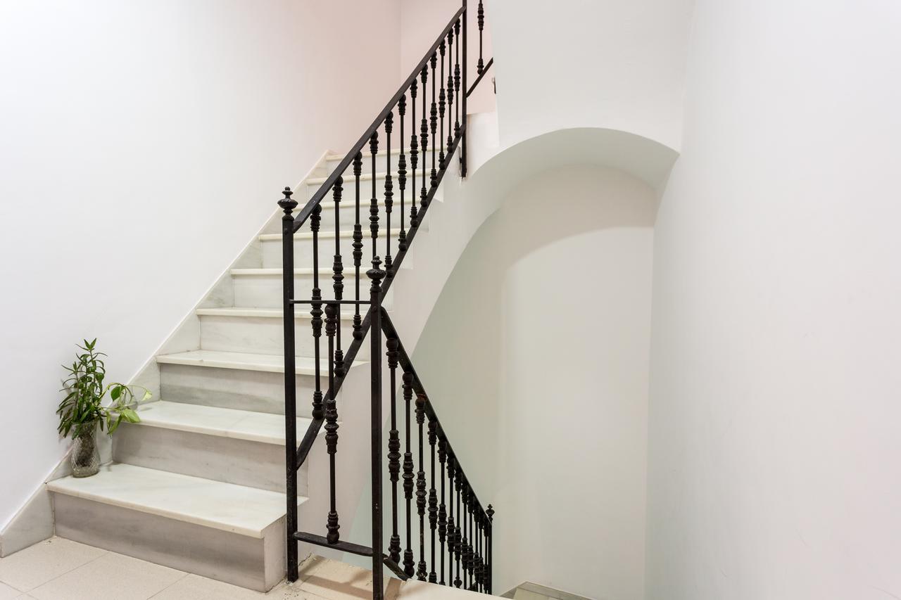 Apartamentos Diaber Gerona 22 Sevilla Kültér fotó